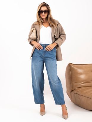 Jasnoniebieskie jeansy balloon fit
