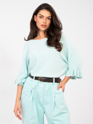 Jasnoniebieski elegancki sweter z falbaną i rękawem 3/4